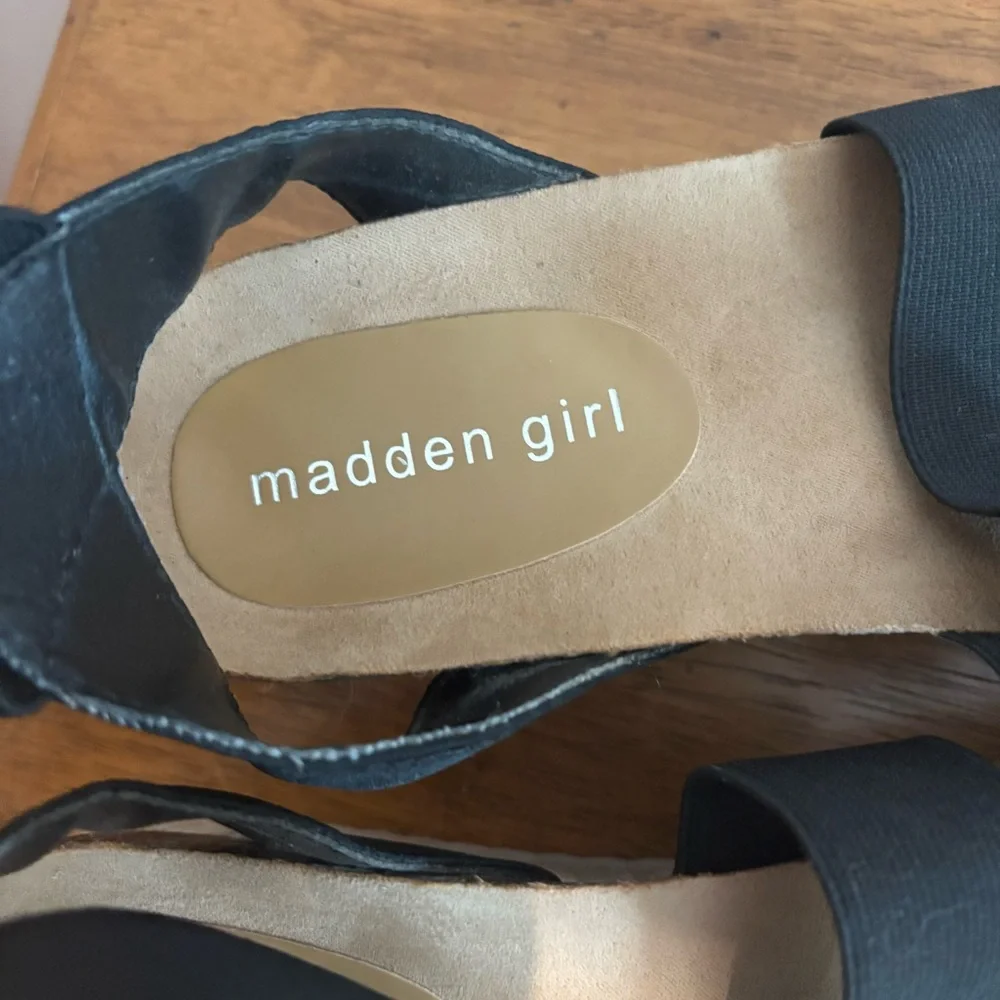 Madden Girl Espadrille Platform Sandals Black 7.5